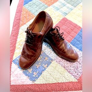 Men’s Cole Haan sz. 13 dress brown wing tip shoes. Very nice, have been worn.